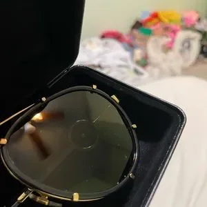 Versace vintage icon pilot clip-on sunglasses MOD2232 Versace VINTAGE ICON VE 2232 women Black Pilot Sunglasses  main image 4